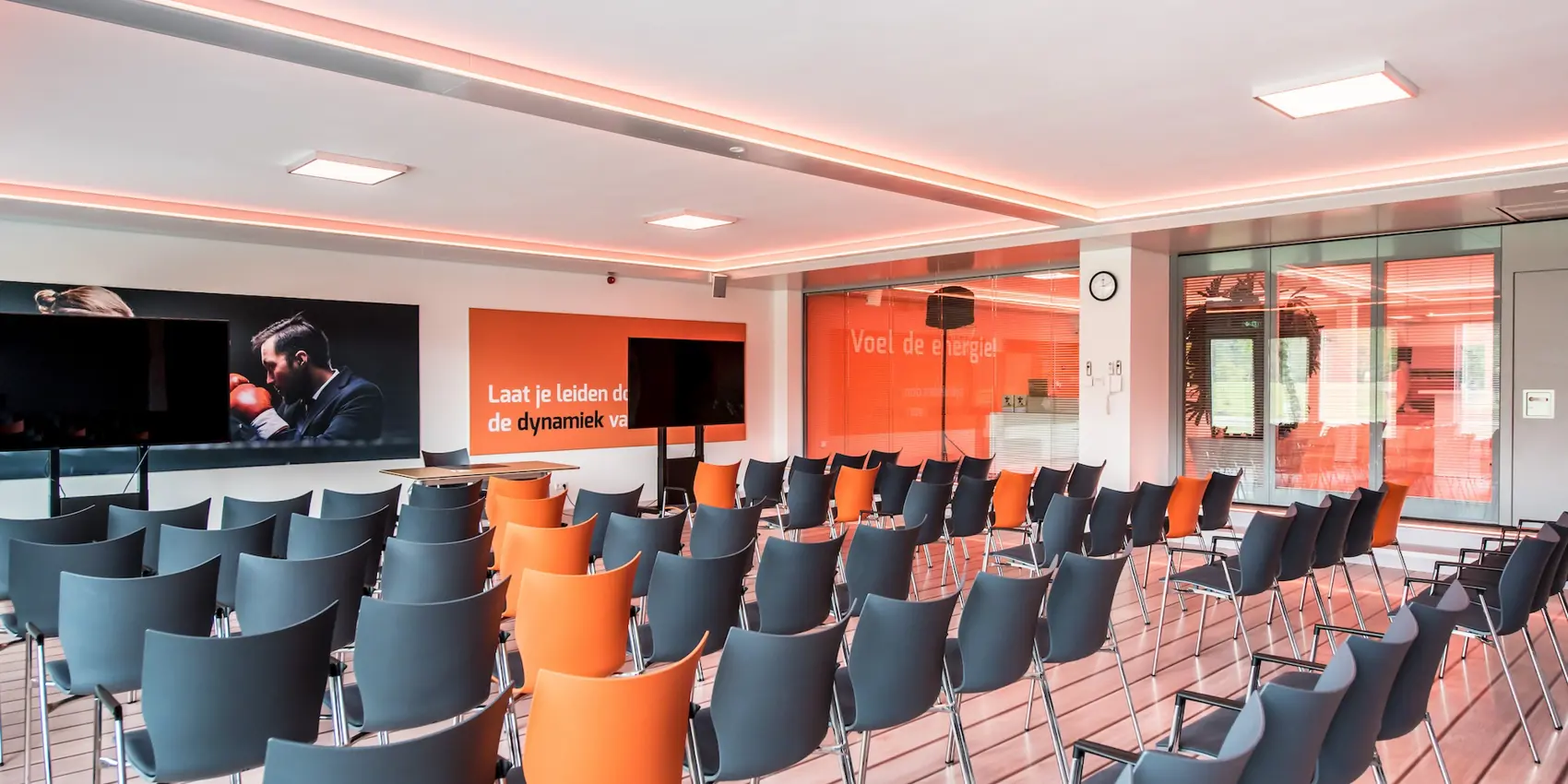 Zaal 14 Hotel Papendal theater opstelling